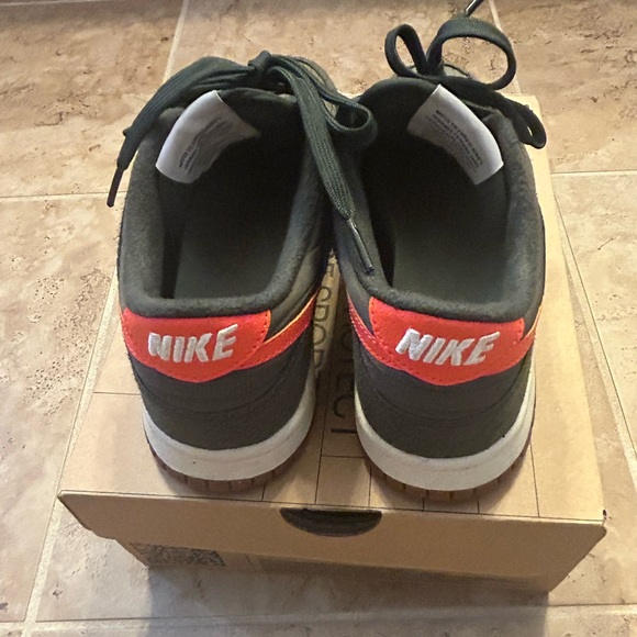 Nike Dunks - Picture 3 of 4